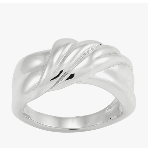 Retired Silpada Plot Twist Ring Size 5 - Picture 1 of 6